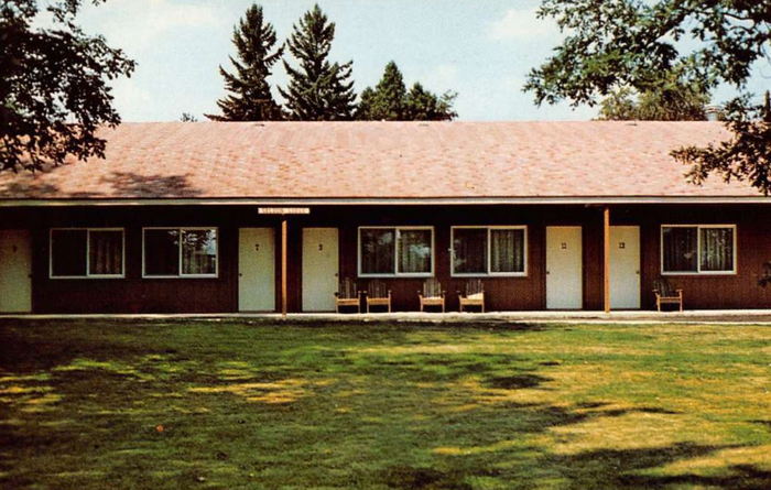 Leonard - Old Postcard (newer photo)